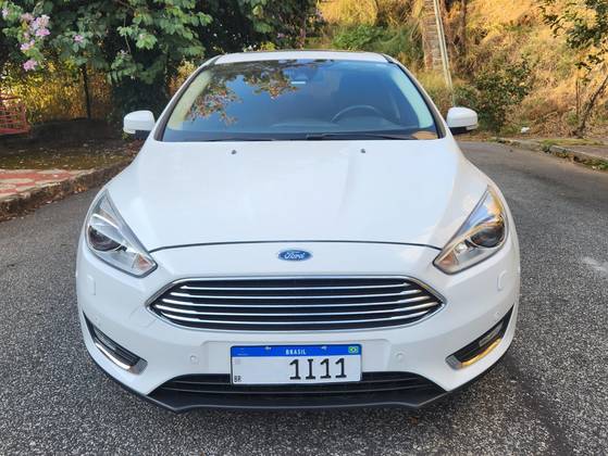 FORD FOCUS 2.0 TITANIUM PLUS FASTBACK 16V FLEX 4P POWERSHIFT FORD FOCUS 2.0 TITANIUM PLUS FASTBACK 16V FLEX 4P POWERSHIFT